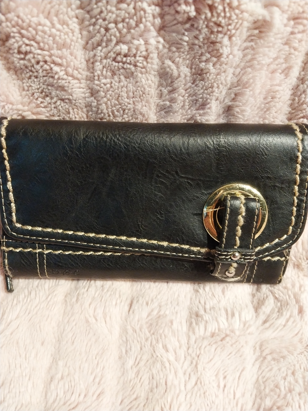 Classic Black Leather Women's Wallet with Contrast Stitching